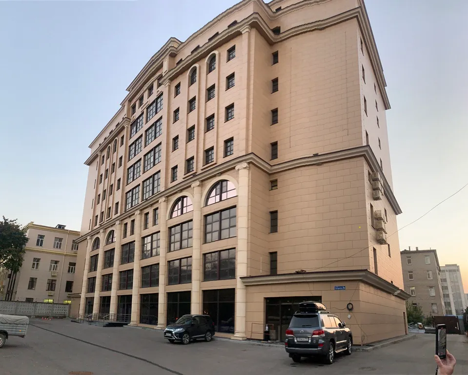 Бизнес-апартаменты PLAZA - парковка, кухня, стиральная машина, СмартТВ