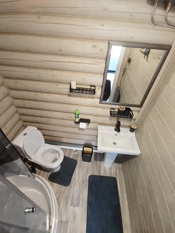 Уютный домик с видом на горы