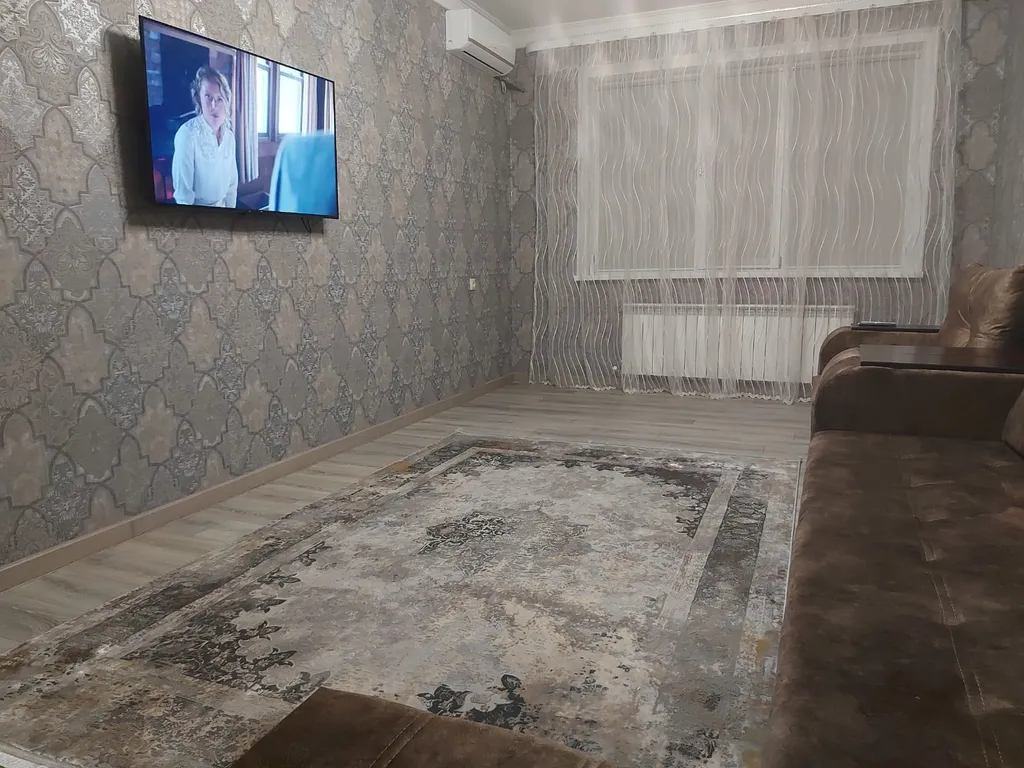 Просторная двушка в уютном районе