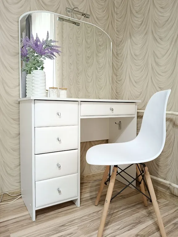 Двушка рядом с тц ярмарка и вокзалом