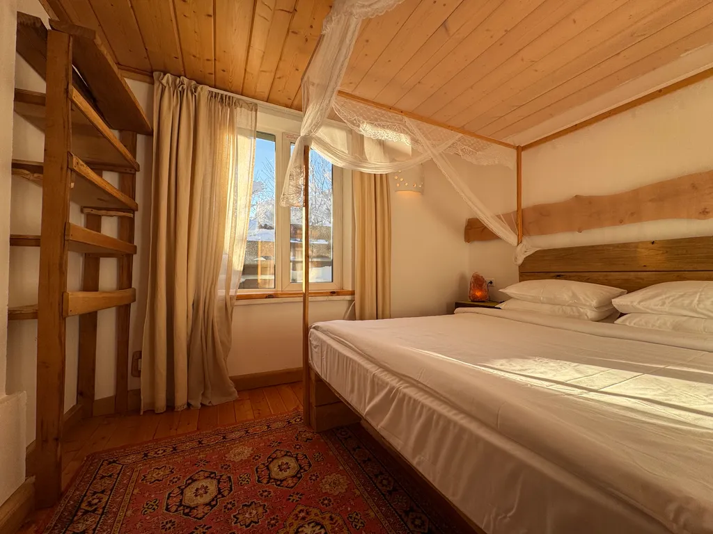 ZEN Lodge & Retreat - Сафари-вилла с видом на Аибгу и родниковой водой