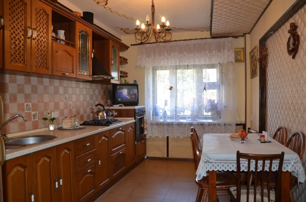 5-комнатный Дом