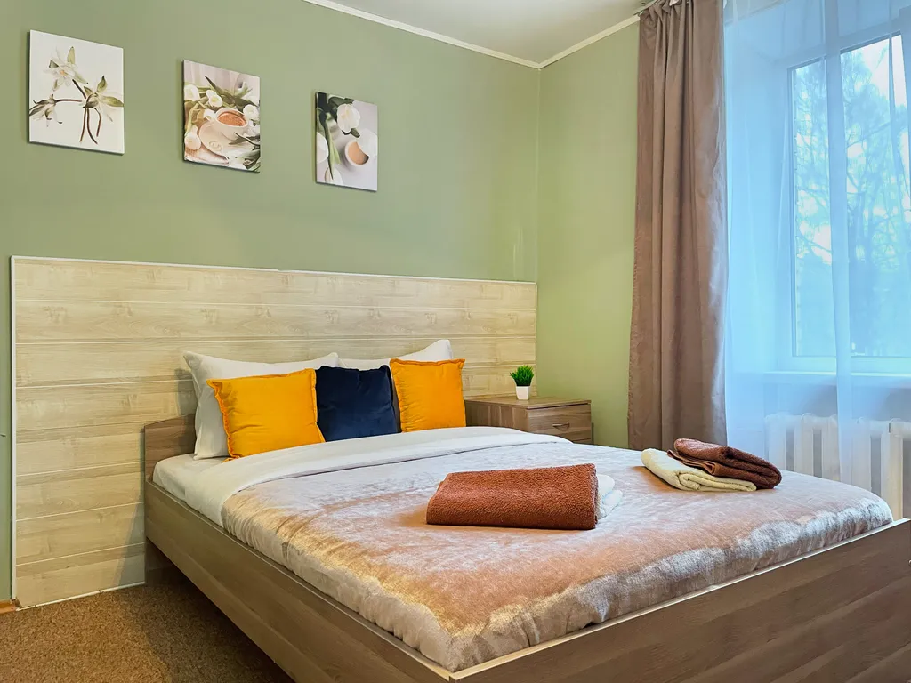 Просторная квартира с раздельными комнатами для 1-6 гостей