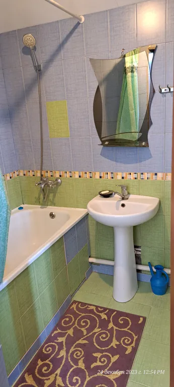 Дом в спокойном районе.