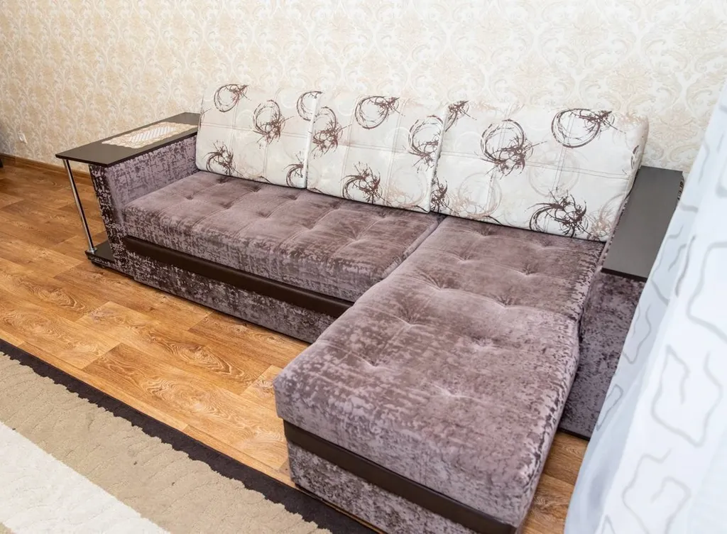 1-комнатная квартира в цeнтpe города.