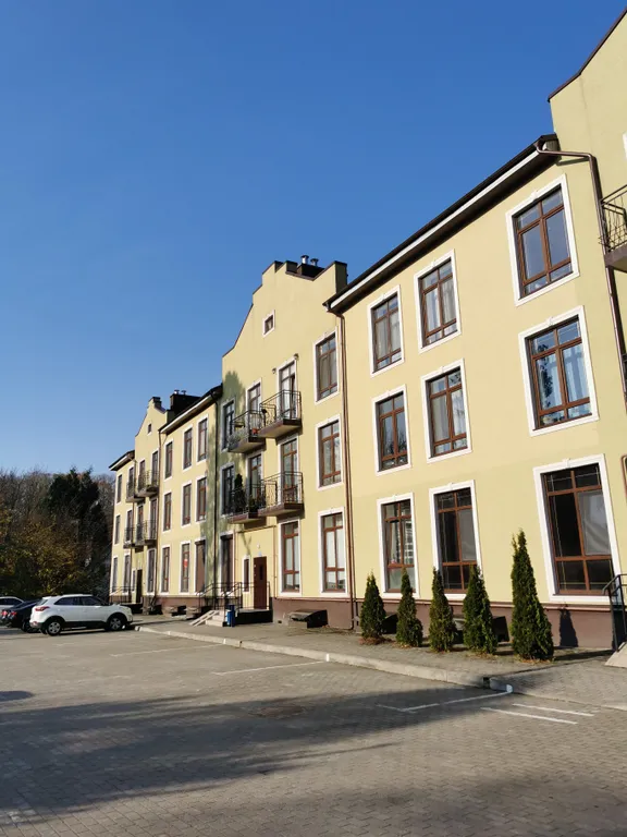 Уютная квартира с панорамными окнами близко к центру