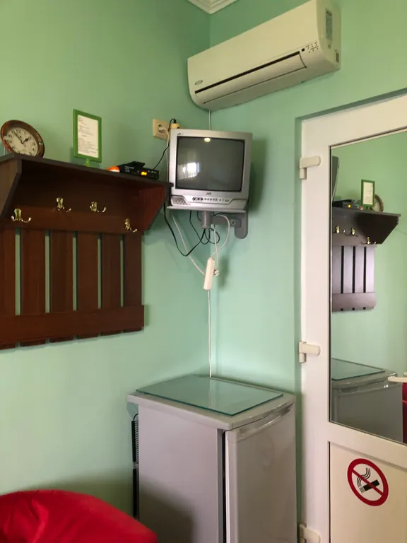 Уютный номер для одного с собственным душем и туалетом