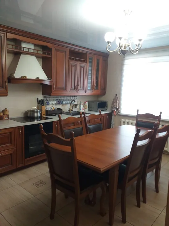 Улучшенная трехкомнатная квартира рядом с гостиницей — аренда посуточно в Северобайкальск