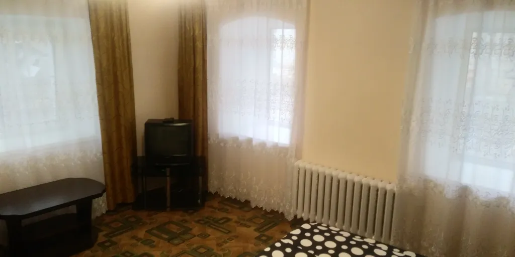Большая 2-к кв-ра с изолированными комнатами, рядом с Колоннадой