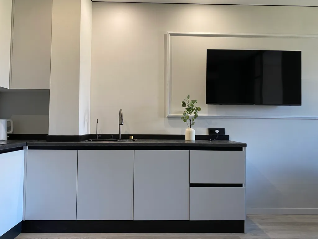 Стильная квартира в 10 минутах от моря пешком