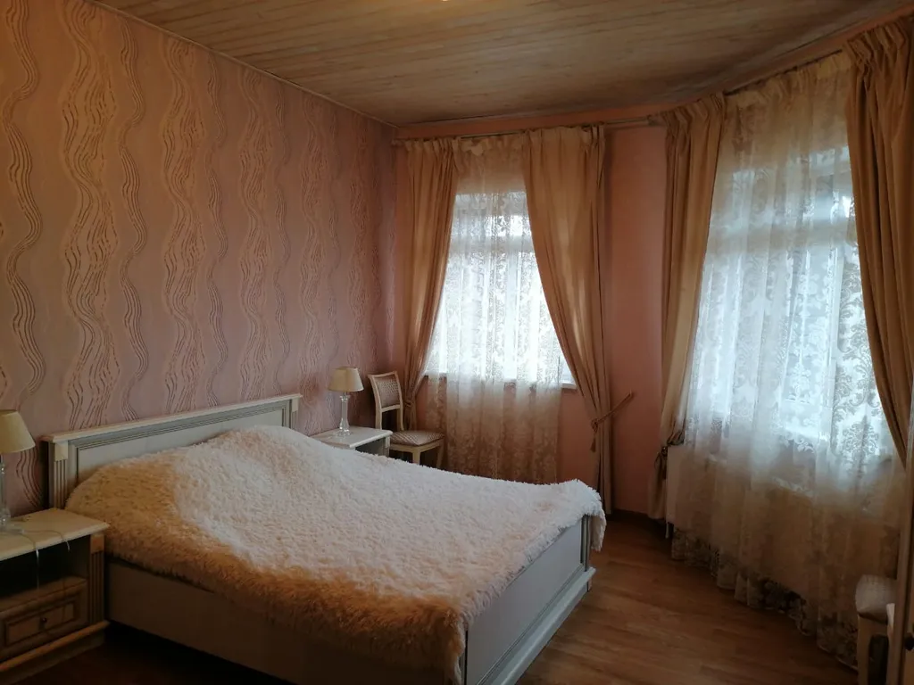 Квартира 4-комнатная Квартира — Воскресенское