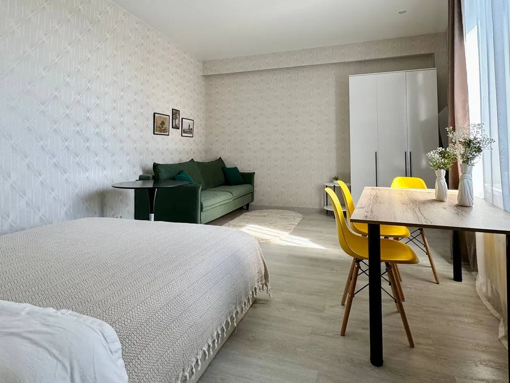 Светлая студия для четырёх гостей рядом с Термы Видное