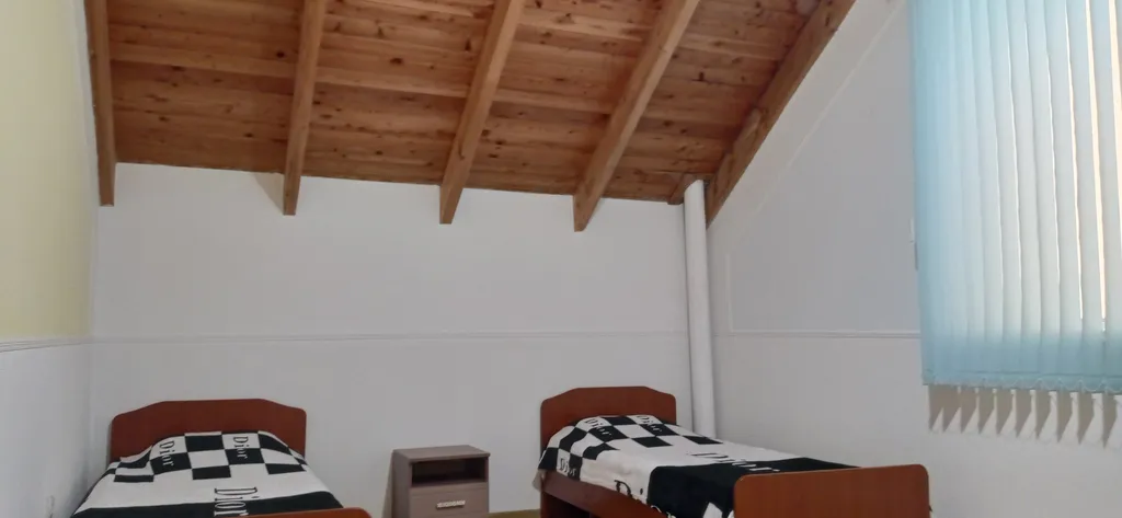 Дача с выходом на море.