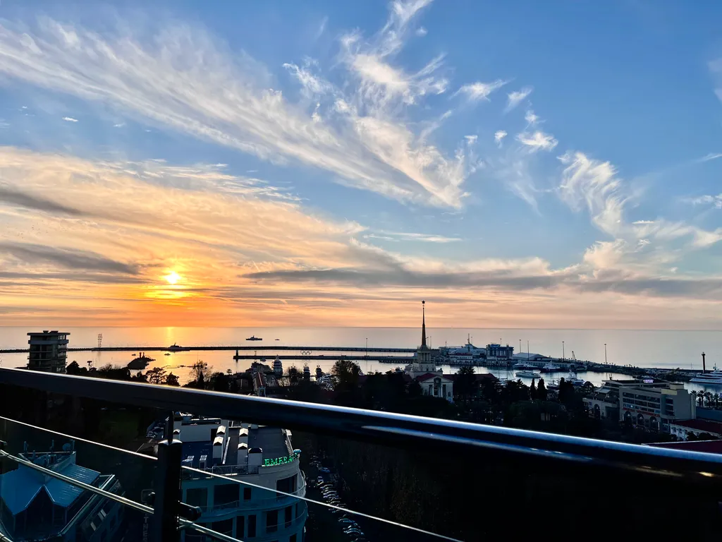 Квартира с видом на море в самом сердце Сочи