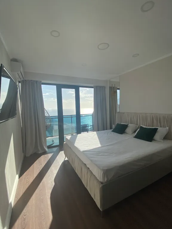 Квартира Апартаменты Orbi beach tower с видом на море первая линия — аренда посуточно в Батуми