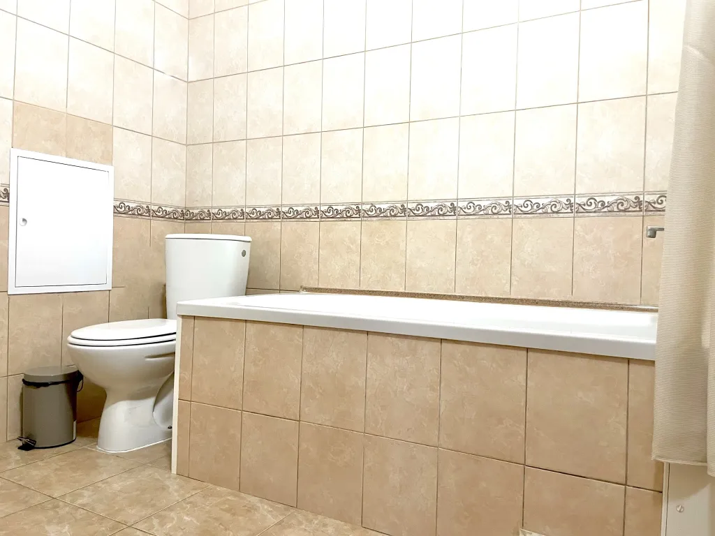 Квартира 3-комнатная Квартира — Калининград