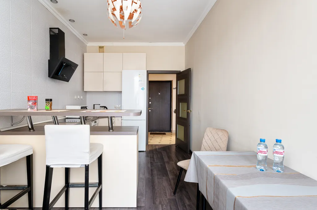 Уютная 1-комнатная квартира ЖК 9/18 возле Ледовой Арены