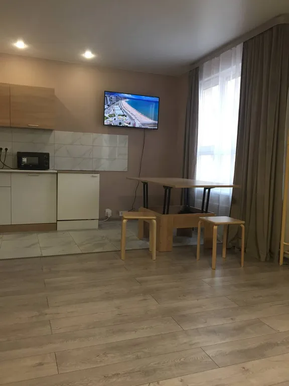 Cвeтлaя, простоpная, уютная квapтиpa