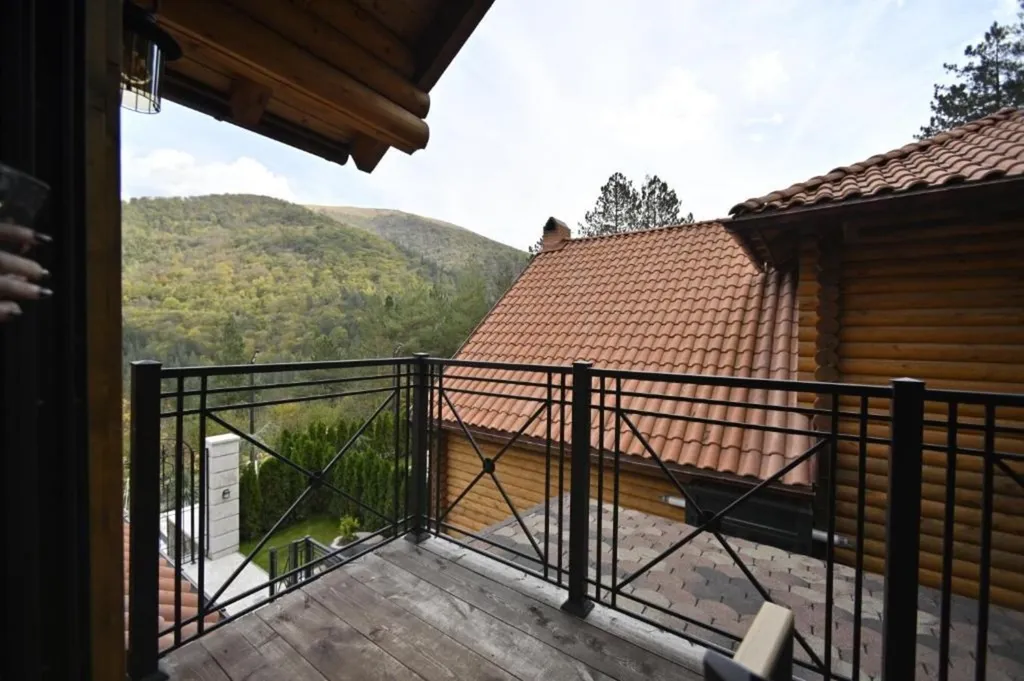 5-комнатный Дом