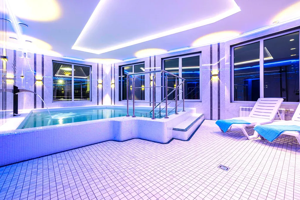 Частный дом с Бассейном