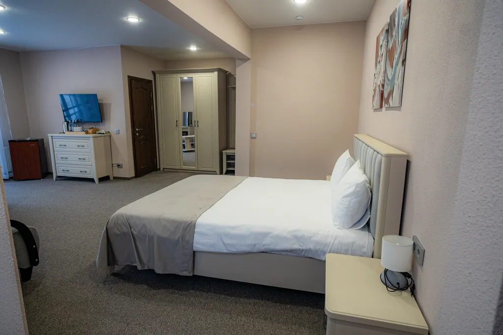 Четырёхместный номер с видом на горы