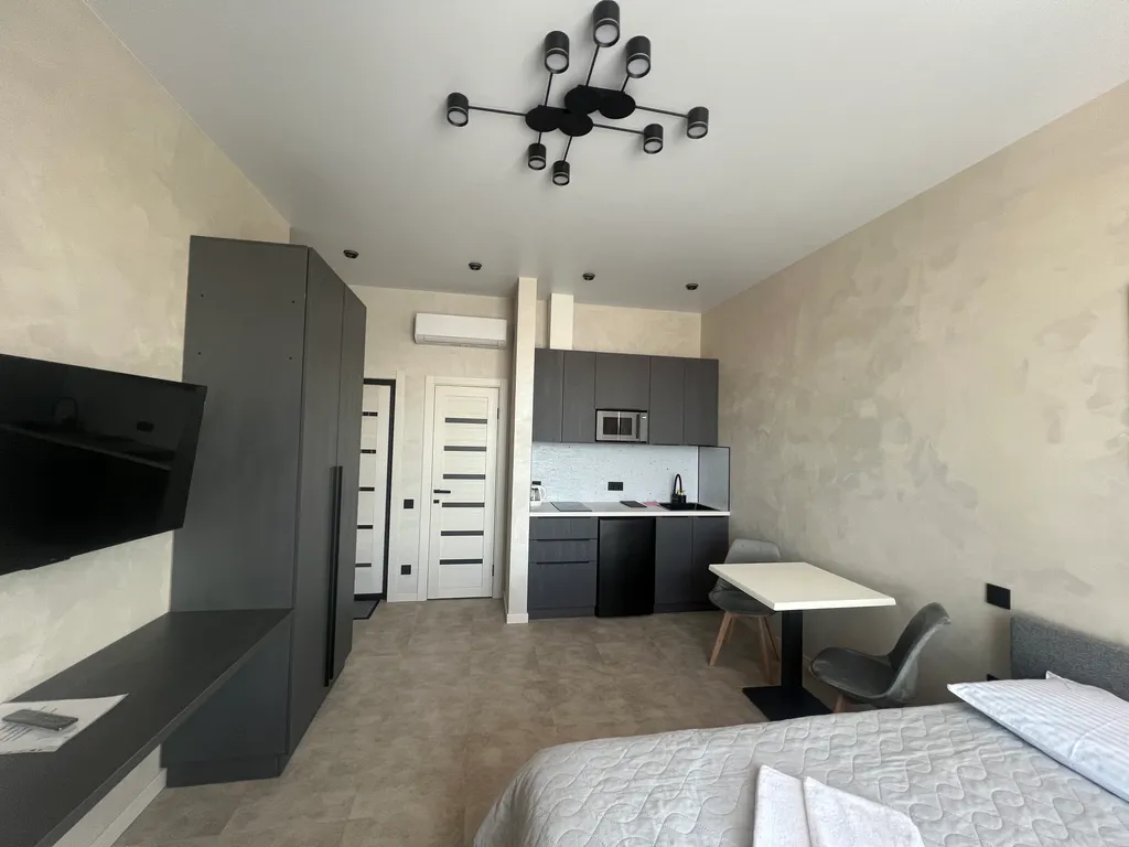 Квартира Квартира Совершенно новая и стильная кватира студия в самом центре города — Барнаул