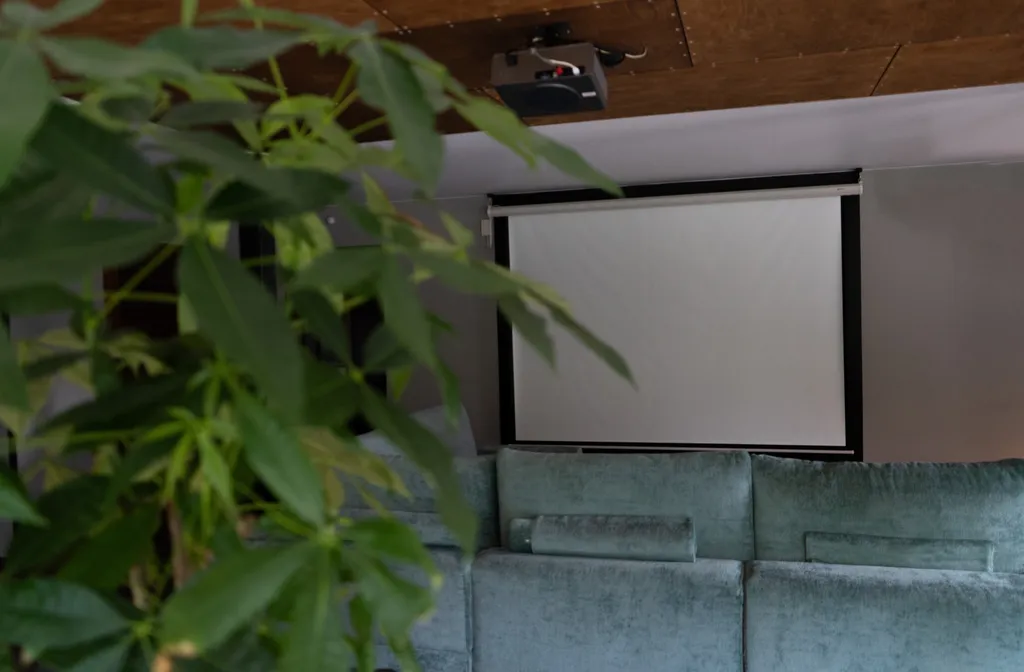 Дом из металлических морских контейнеров