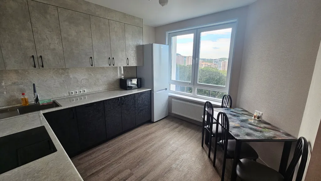 Просторная квартира с видом на море + машино-место