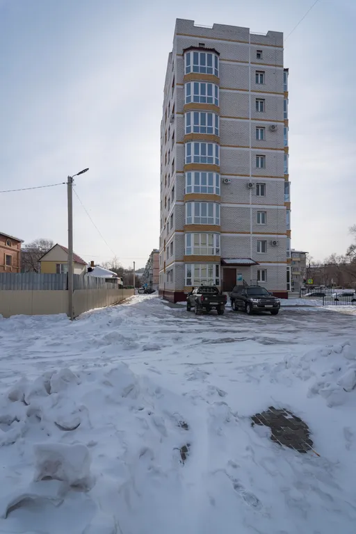 Современная квартира в новом доме, центр города