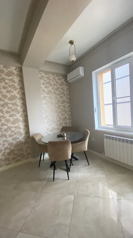 Уютная квартира с дизайнерским ремонтом вид на море и горы в центре