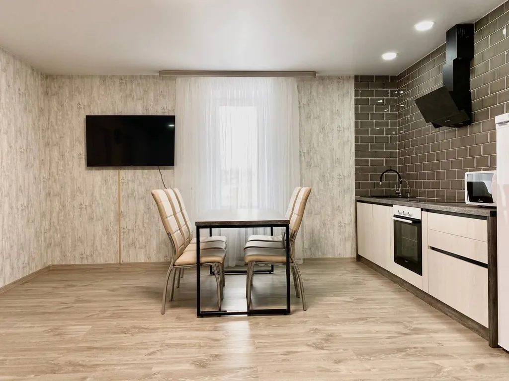 Просторные 3-комнатные апартаменты - Кристалл!