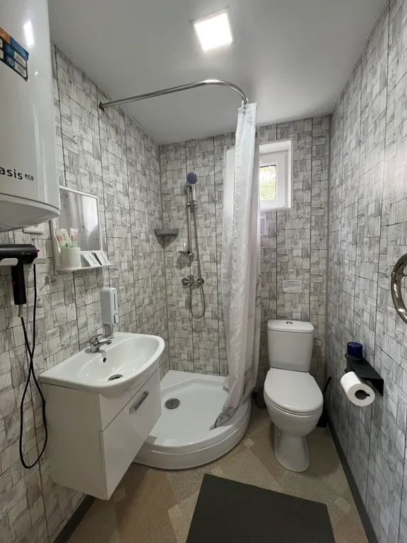 Коттедж 1-комнатный Дом — Деревянное