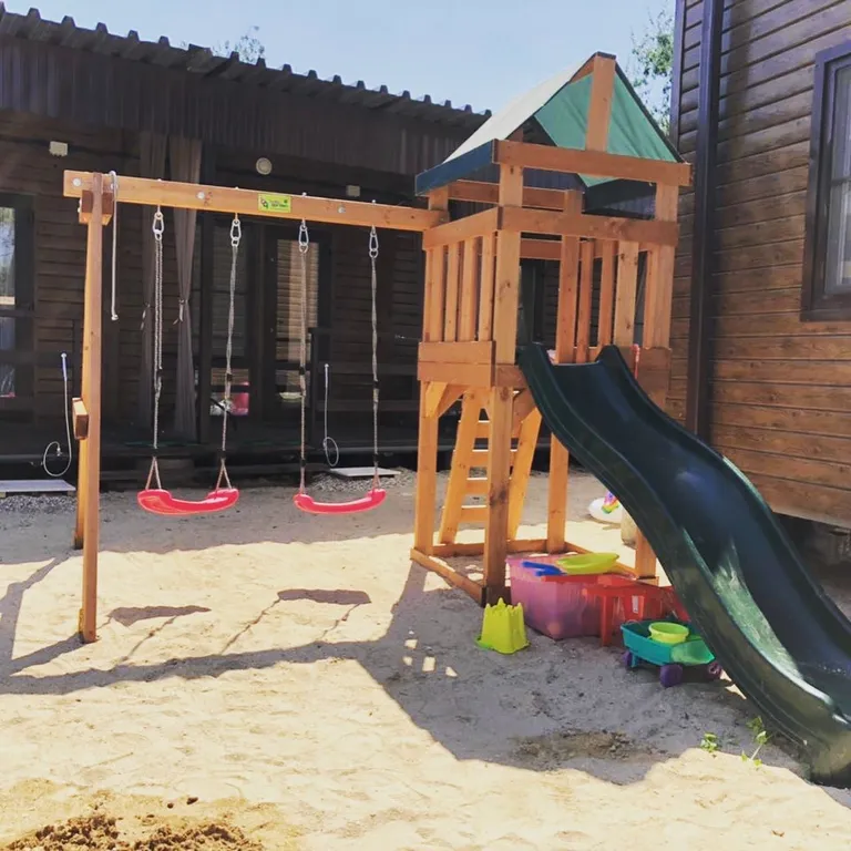 Студия у моря и озера