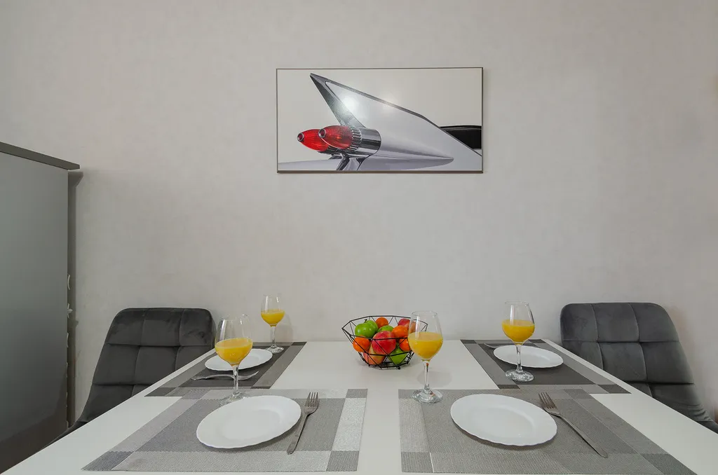 Двухкомнатная в центре на 5 человек