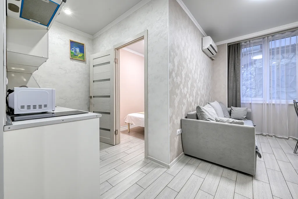 Евро 2-комнатная у Казино и Ред Арены 03 Я на Море