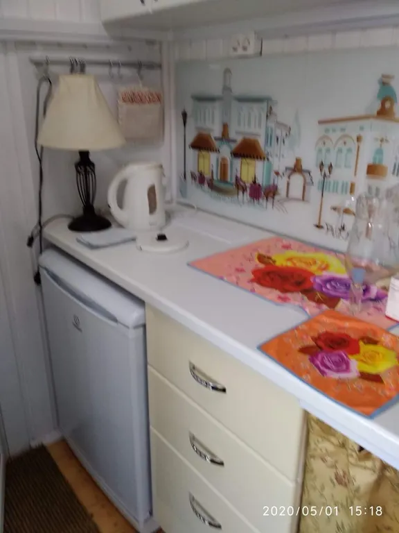 Домик у берега Волги