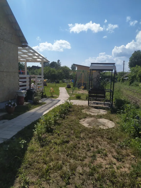 Коттедж Дом с 2 спальнями — Луга