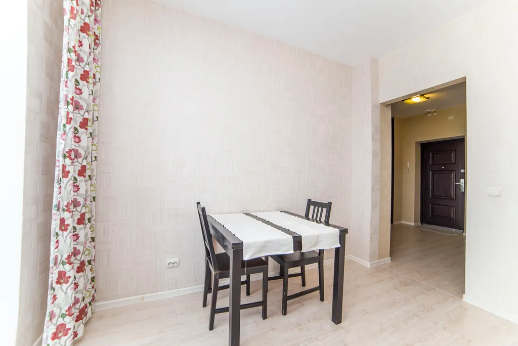 Квартира Квартира Кремовый пирог с вишневой начинкой — Екатеринбург