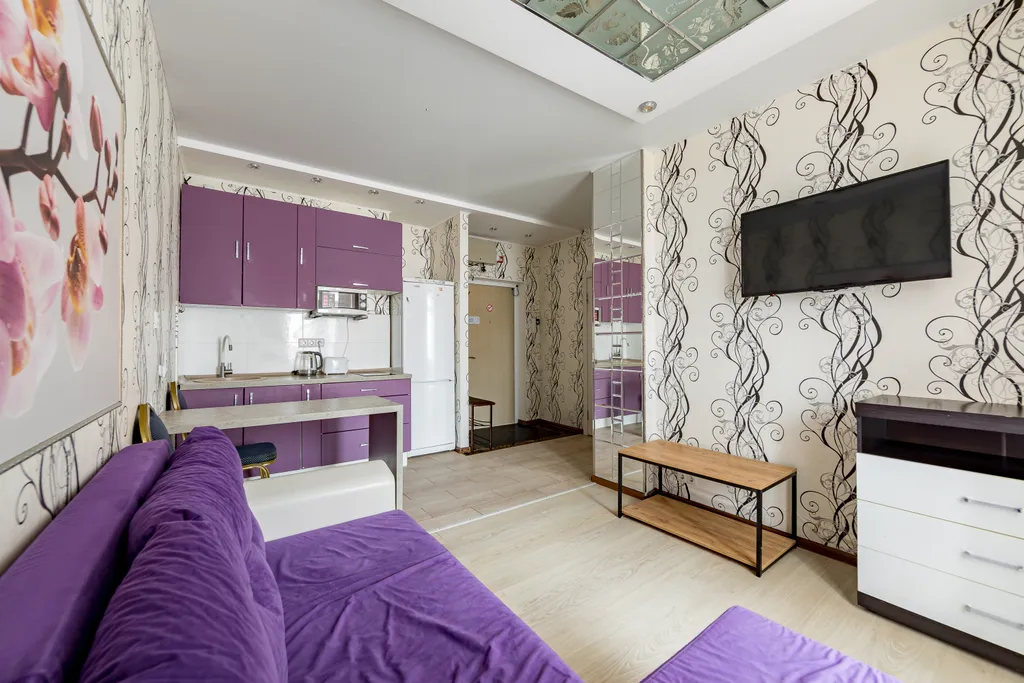 Евро-двухкомнатная квартира с дизайнерским ремонтом