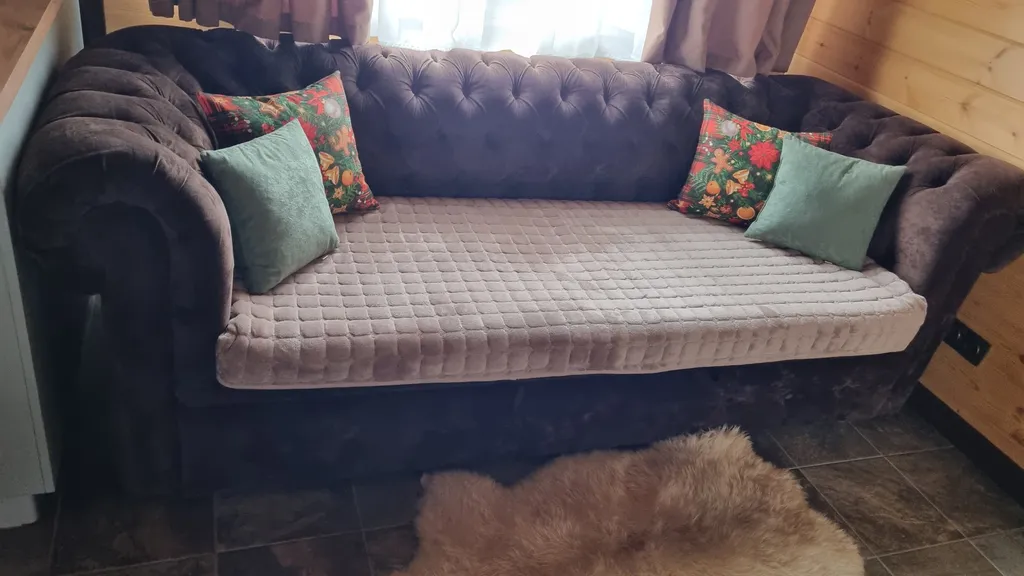 Новый дом с финской сауной, террасой и видом на гору Змейка