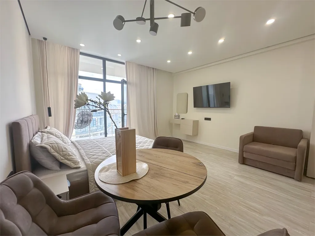 Дизайнерская студия Ls-Lux Sunny Mood с видом на море и горы