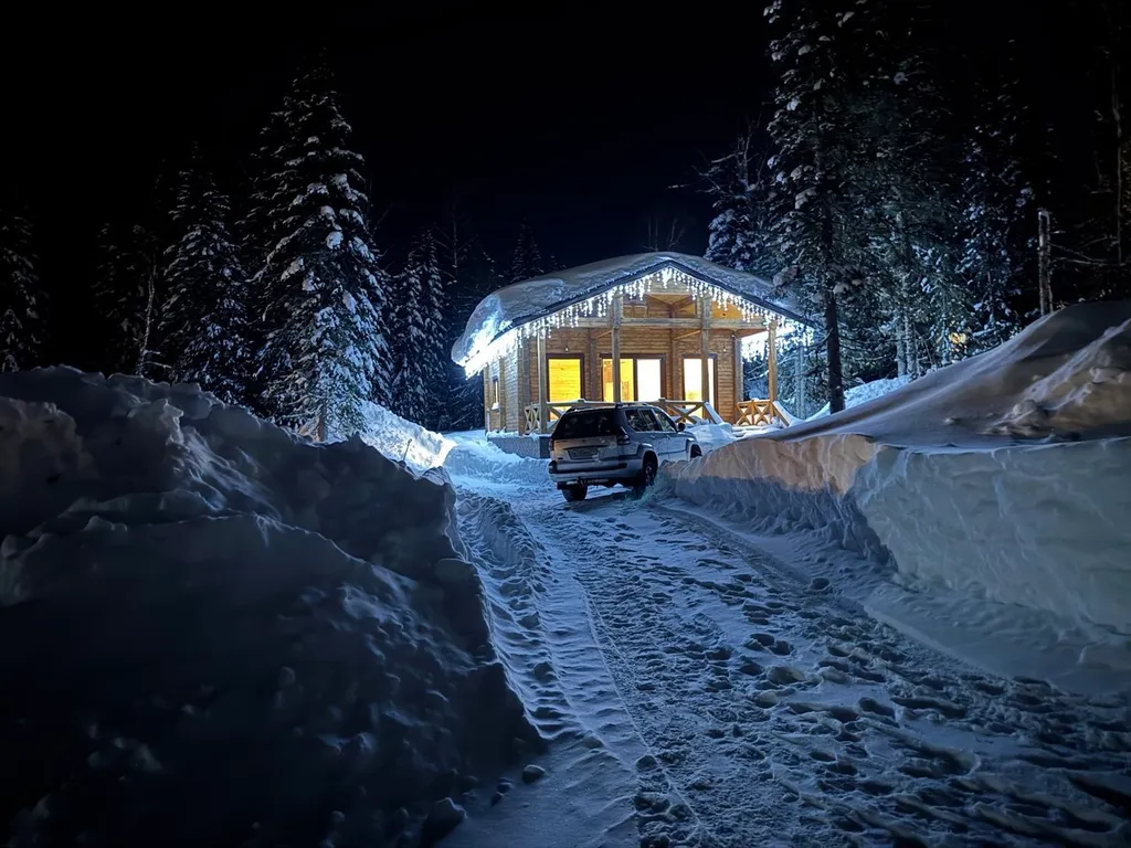 Коттедж Ореховый хаус (house) — Шерегеш