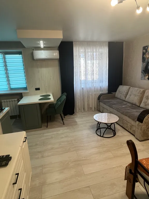 Квартира в центре у площадь Ленина, парка ЦПКиО