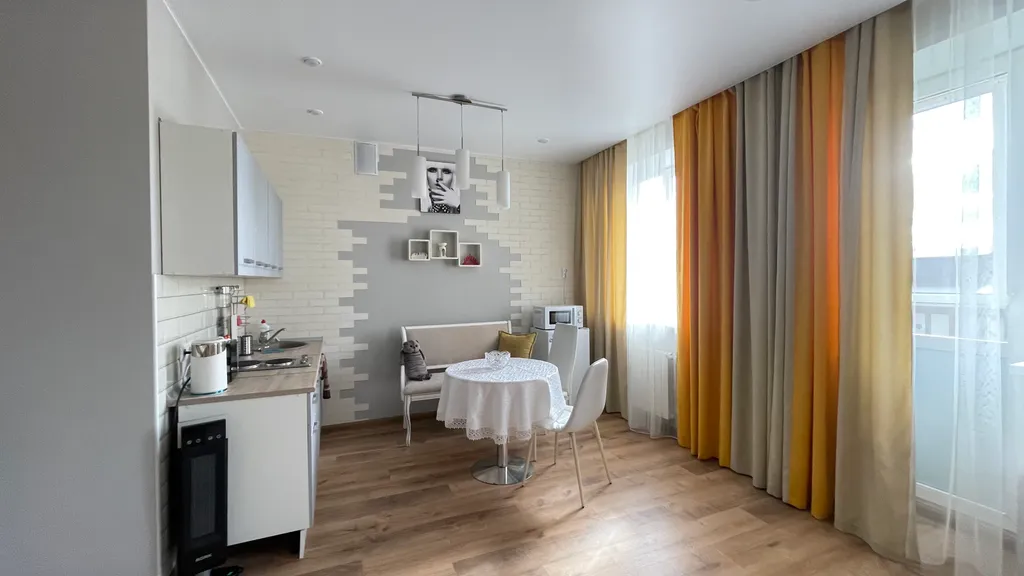 Квартира Белая студия в новом доме на центральной улице — аренда посуточно в Калязин