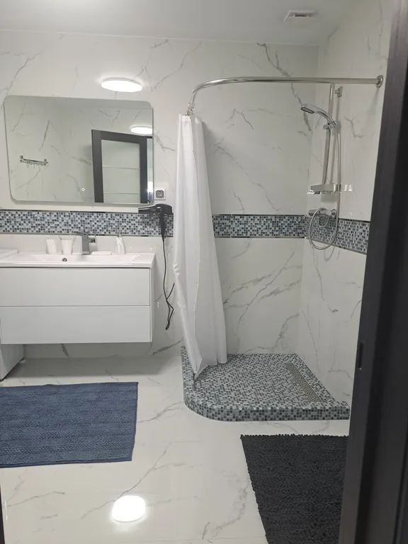 Апартаменты с шикарным видом на море и горы