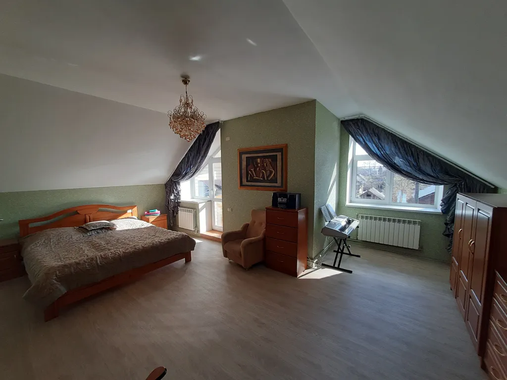 Гостеприимный уютный дом с видом на парк