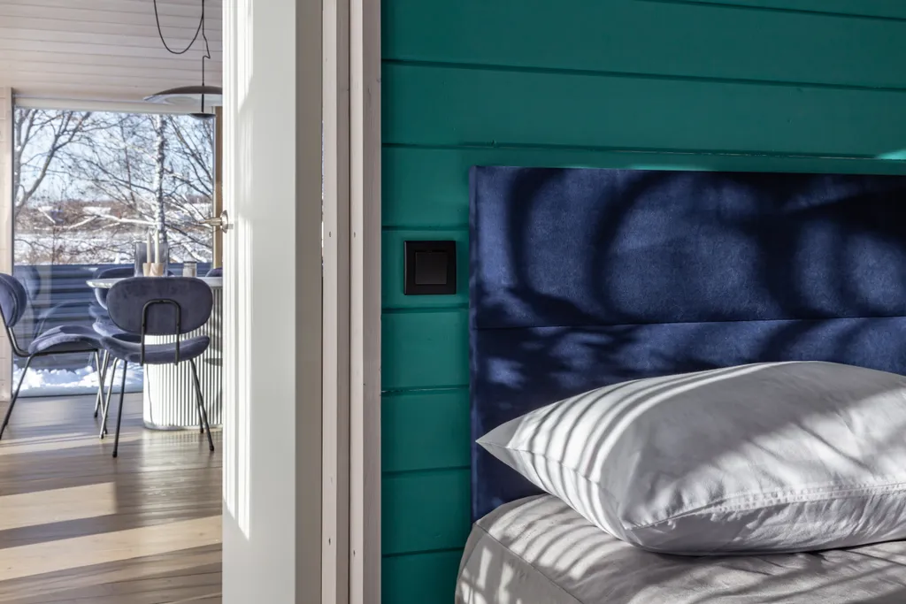 Коттедж Семейный дубльдом у пруда с баней и купелью в Новой Москве — Птичное