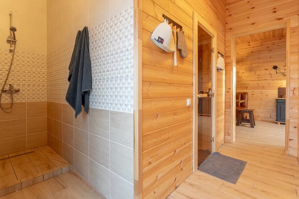 Дом с мангалом и баней возле моря