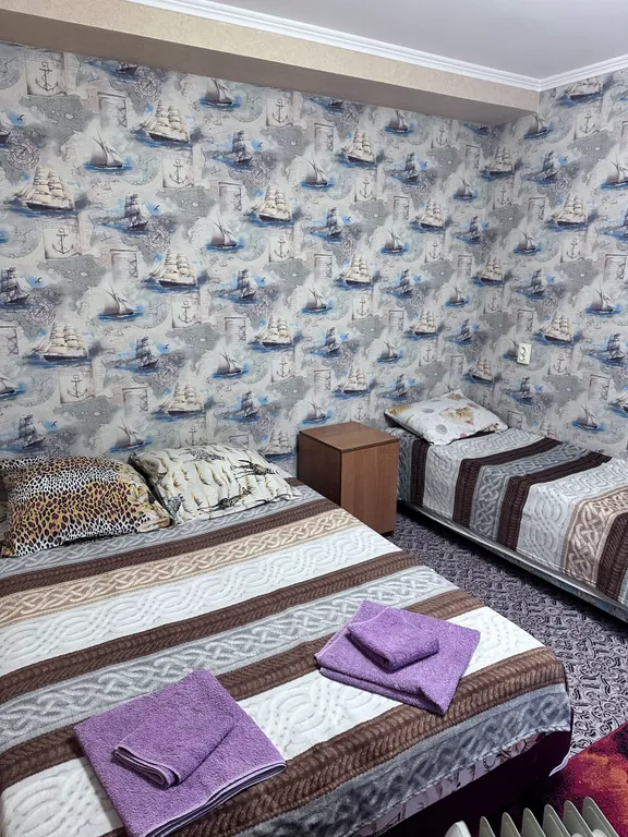 Коттедж Двухкомнатный дом с бассейном на территории — Анапа