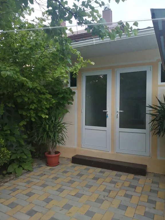 Коттедж Домик недалеко от моря — Анапа